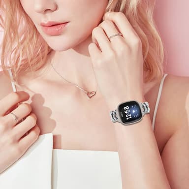 Fitbit Versa 4 ruostumattomasta teräksestä valmistettu kellon ranneke Hopea