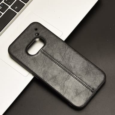 SKALO Nothing Phone (2a) Plus PU-nahkainen hybridikuori - Musta
