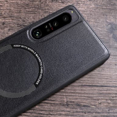 SKALO Sony Xperia 1 V PU Nahka Hybrid Magnetic Ring Suojakuori - Musta