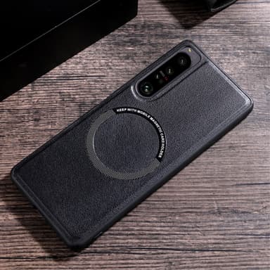 SKALO Sony Xperia 1 V PU Nahka Hybrid Magnetic Ring Suojakuori - Musta