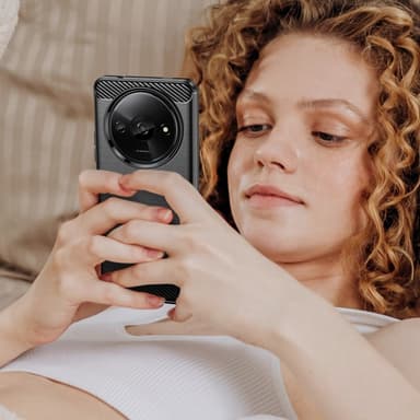 SKALO Xiaomi Redmi A3 Armor Carbon Iskunkestävä TPU suojakuori - Musta